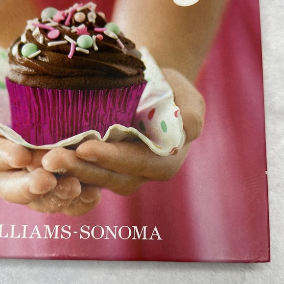 Williams Sonoma American Girl Baking Book - Picture 2 of 7